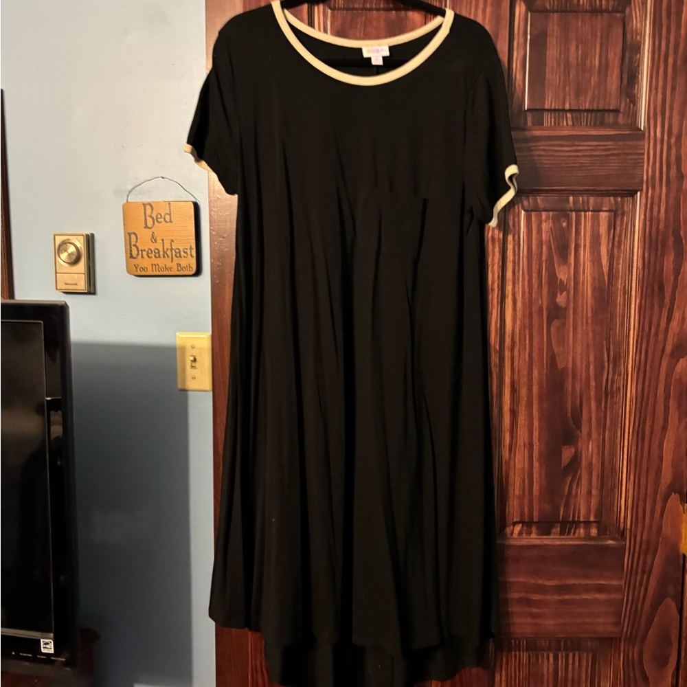 LuLaRoe Carly dress